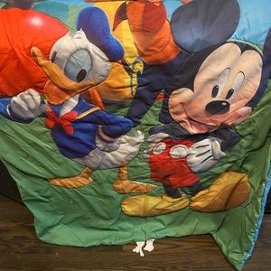 Toddler bed Mickey Mouse Clubhouse comforter